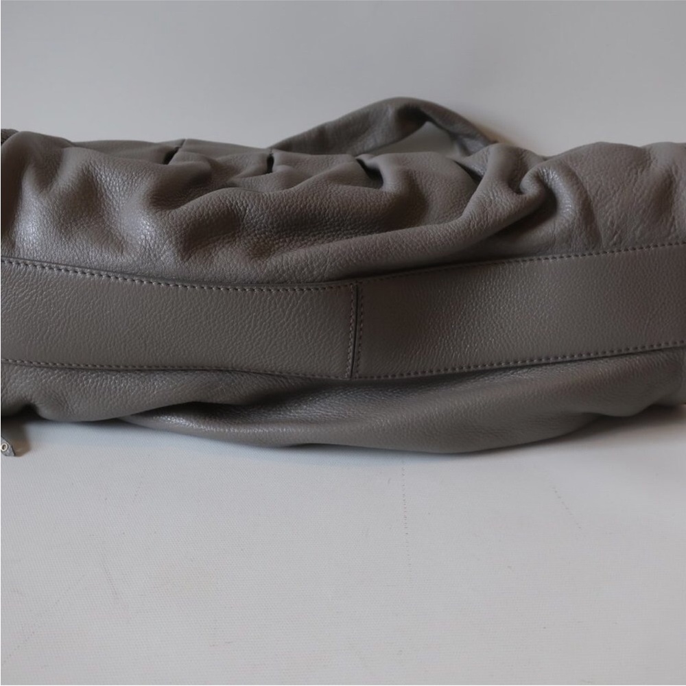 NWD Cole Haan Satchel Tripled zip pebble leather - Picture 7 of 10